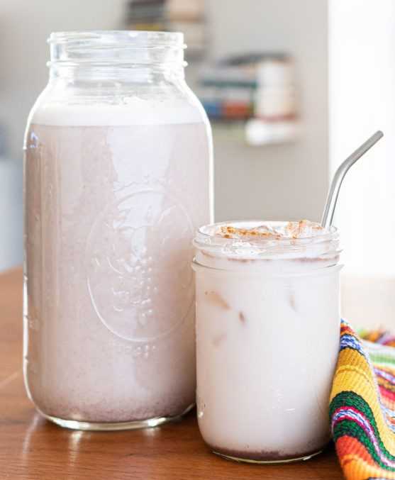 How to make creamy and slightly sweet and cinnamon flavors homemade horchata?