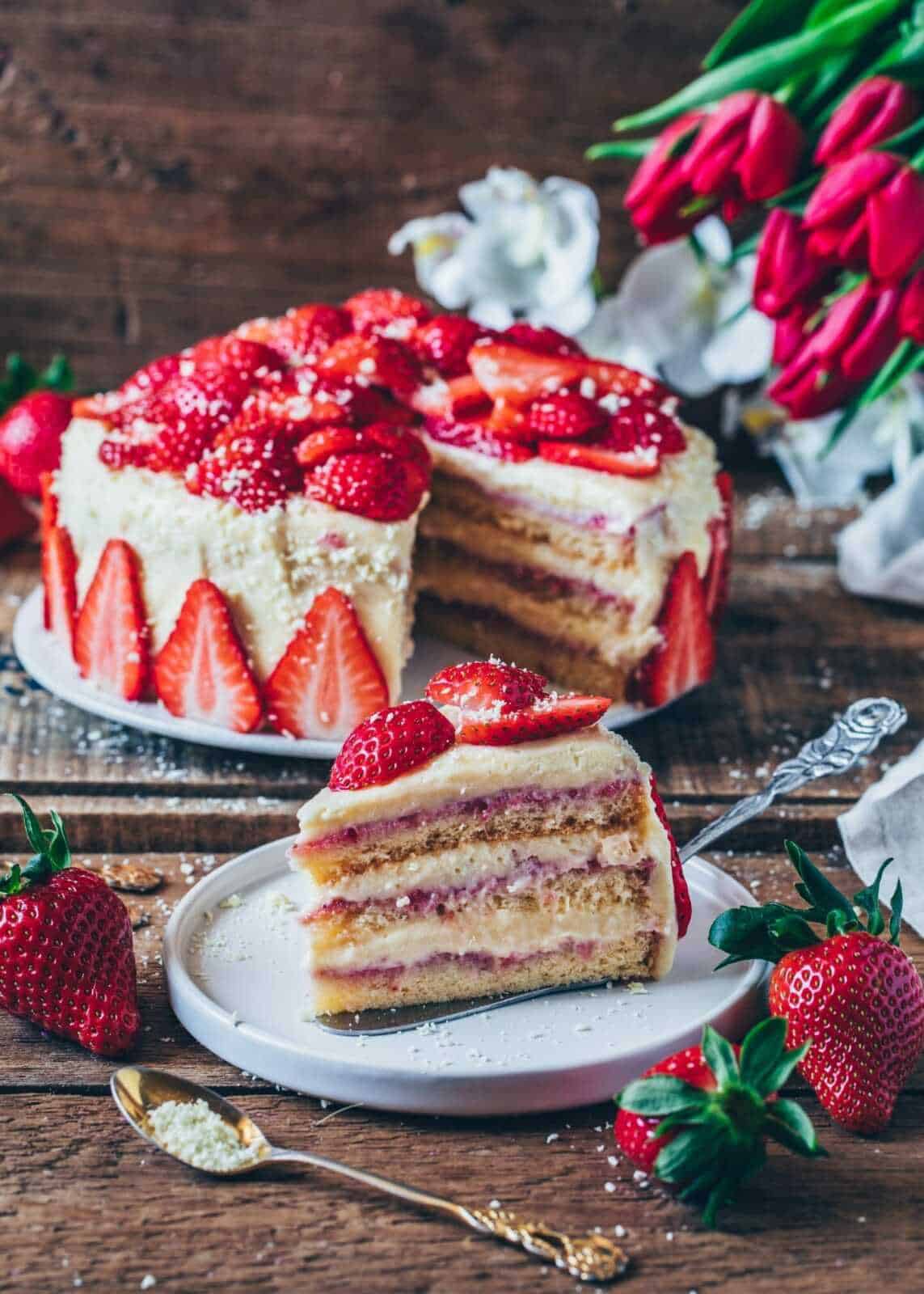 Vegetarian strawberry cake