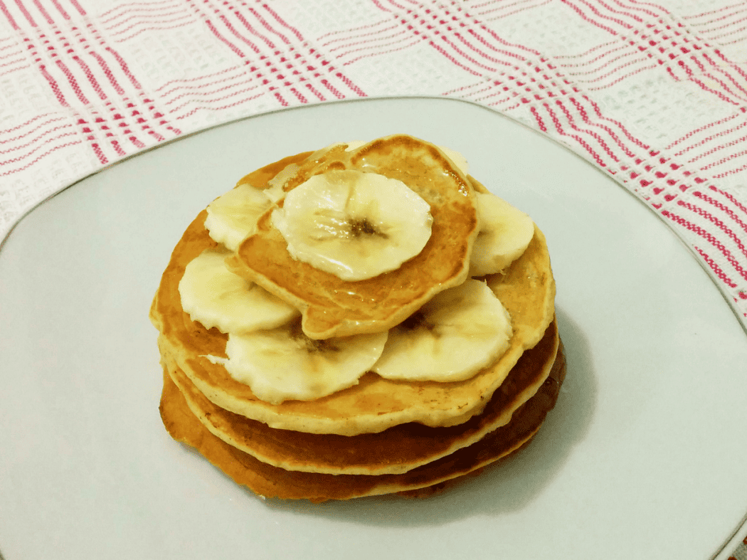 Simple oat pancakes