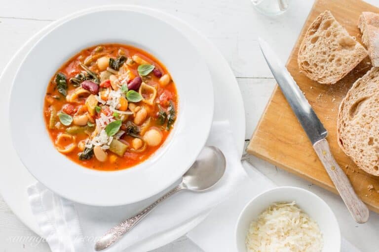 The best method to make traditional minestrone soup recipe